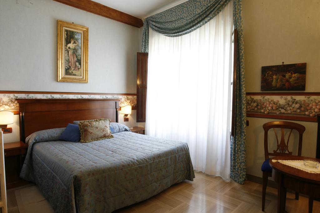 Miralago Albano Laziale Rum bild